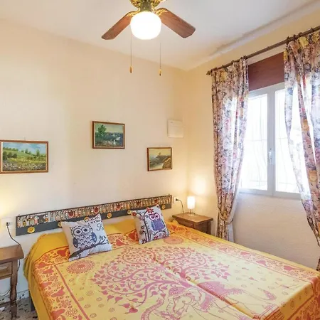 Stunning In With Wifi Holiday home
